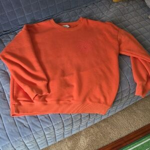 Evereve Sweatshirt with Heart Detail Size S